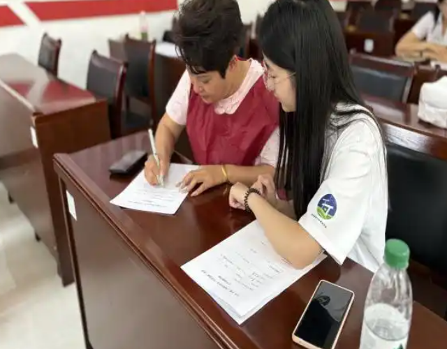 青年学生走进千村考虑实际问题安排师生走进村庄家庭和学校 青年学生走进千村考虑实际问题安排师生走进村庄家庭和学校